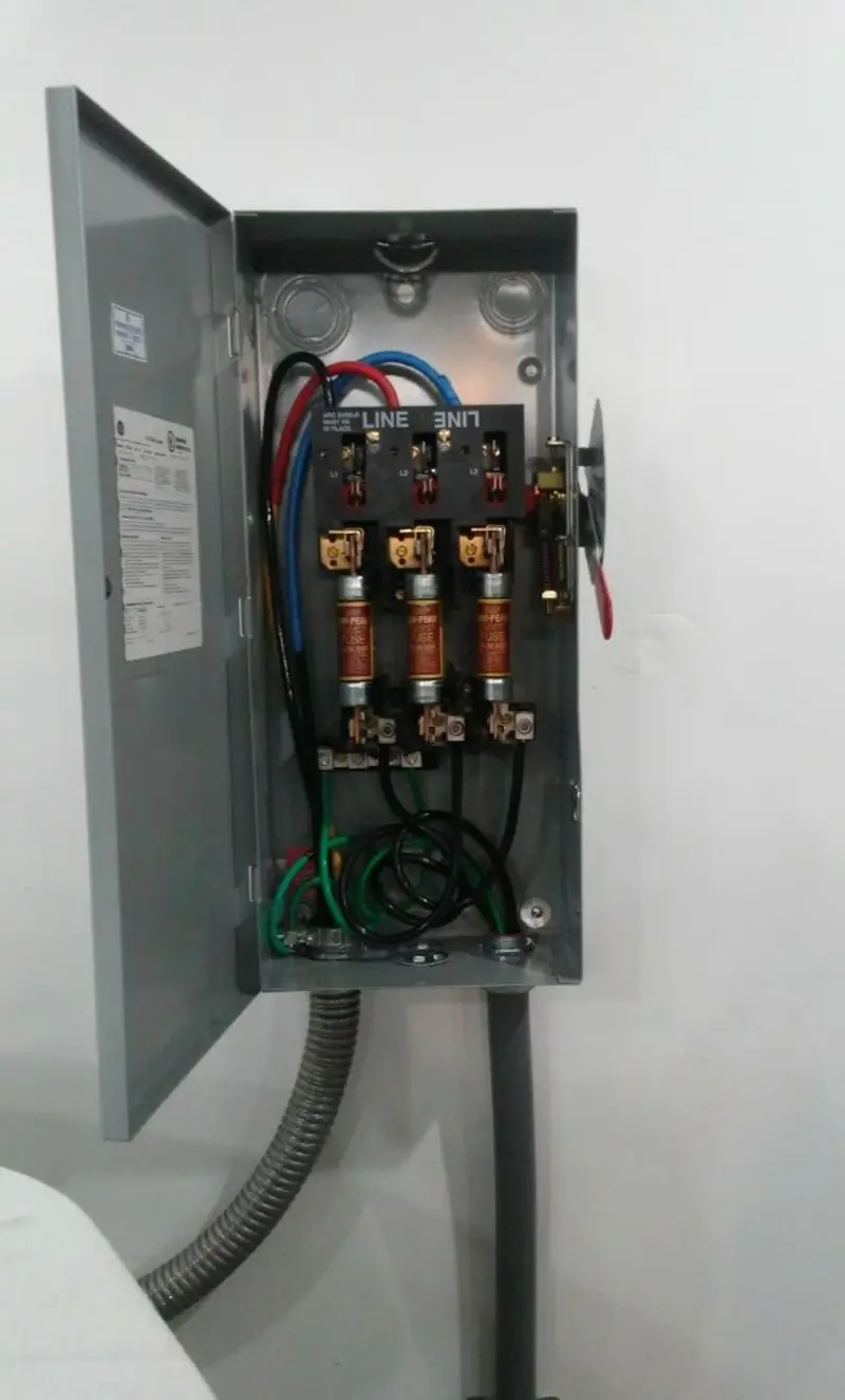 Three-phase disconnect switch installed for Electrical Wiring & Rewiring in Scotia